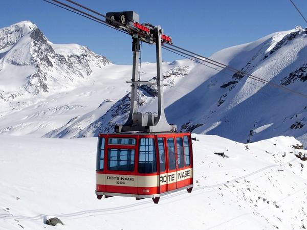 1467699975_0auli 1.jpg